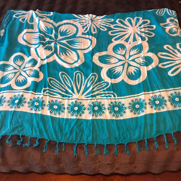 Bathing suit sarong - Picture 1 of 3